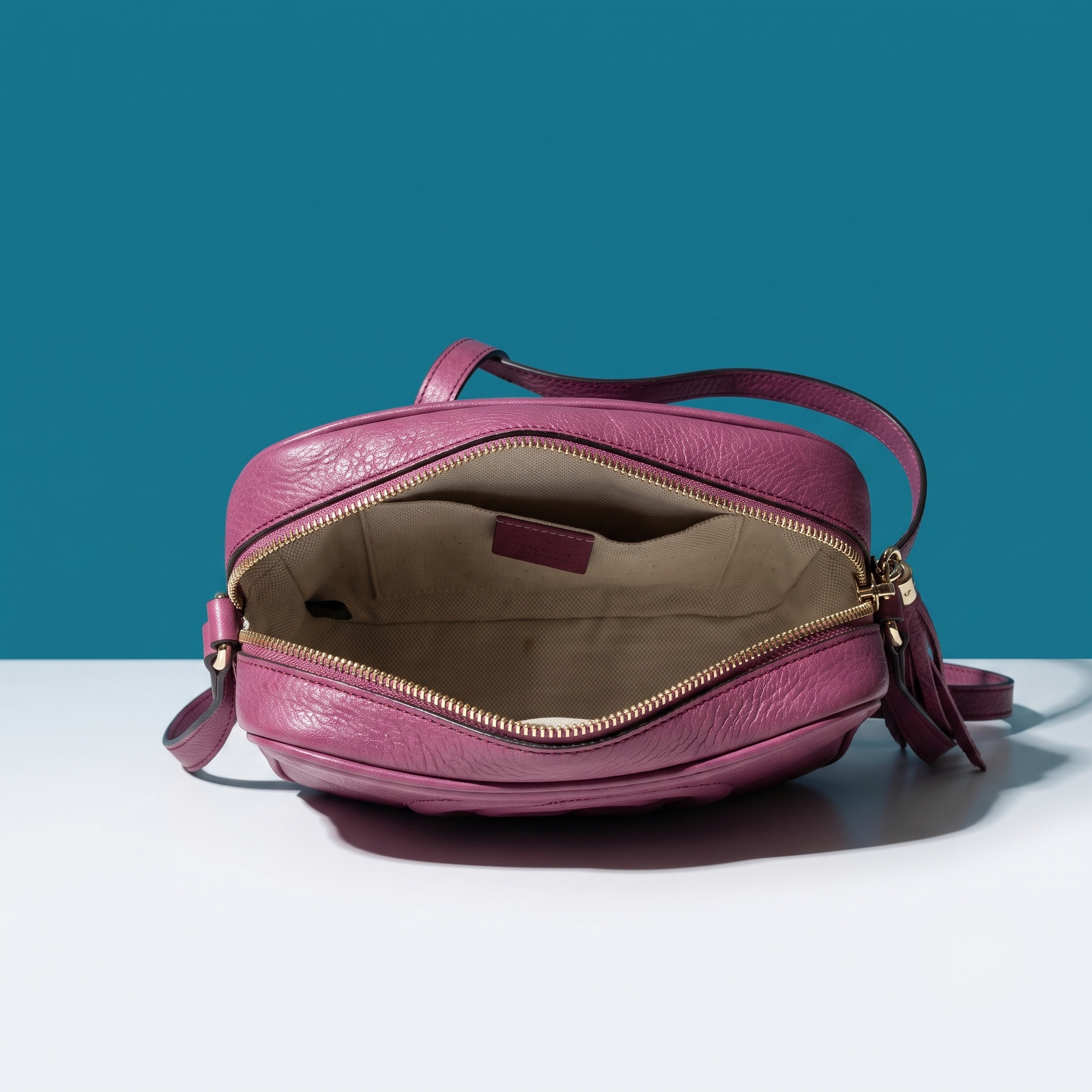 GUCCI PINK SOHO DISCO SHOULDER BAG